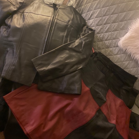 Leathers and PU Leather color block skirt - Picture 3 of 4